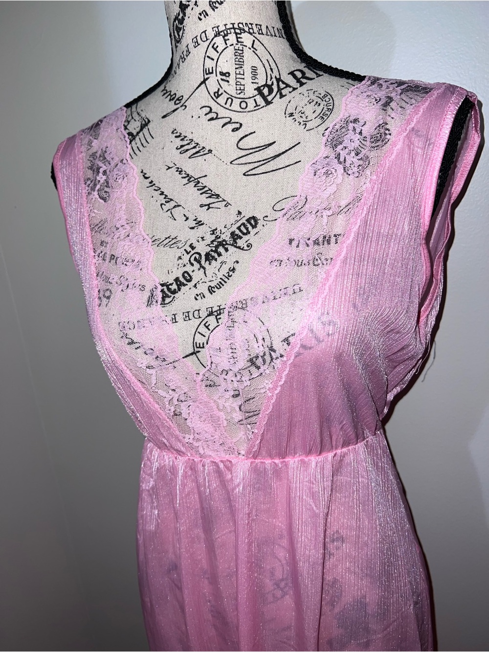 Vintage Pink Sheer Lace Maxi Nightgown Made in USA Large - Picture 3 of 10
